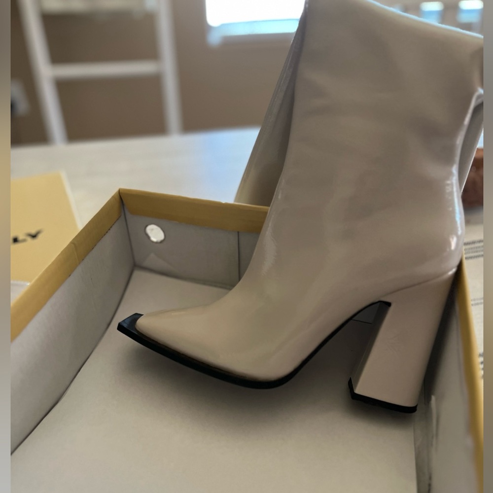 Princess Polly Boots 👢